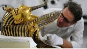 Mscara funeraria de Tutankamon